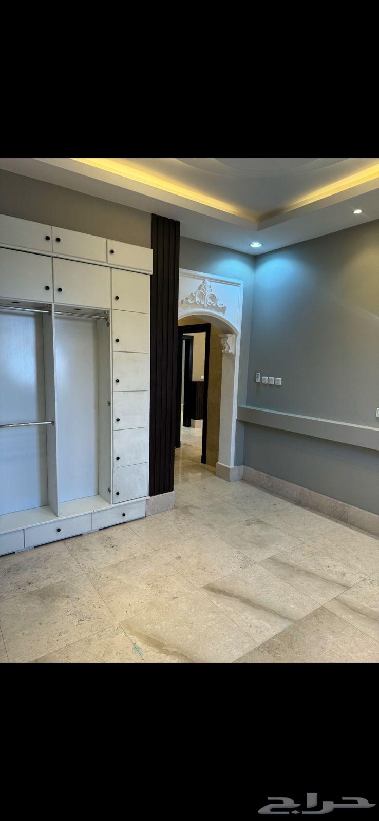 Luxury residential building for sale in Al-Laythi (Golden Square) district, Exit 3463007449439234112
