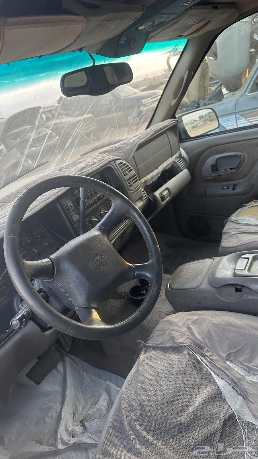 قطع غيار تشليح جمس يوكن 98 للبيع63470234397570112