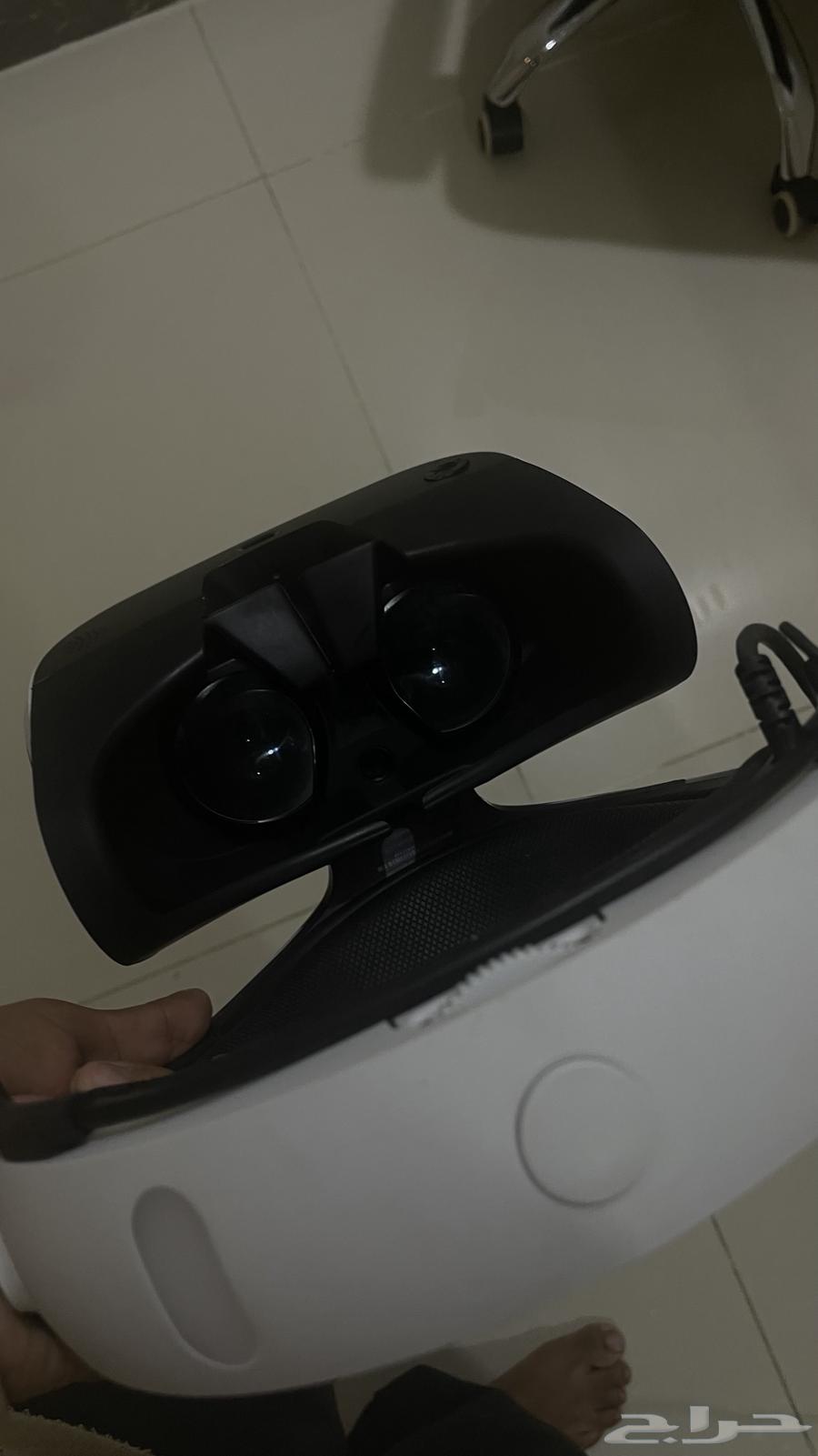 A clean PlayStation VR headset as per condition63267897832706113