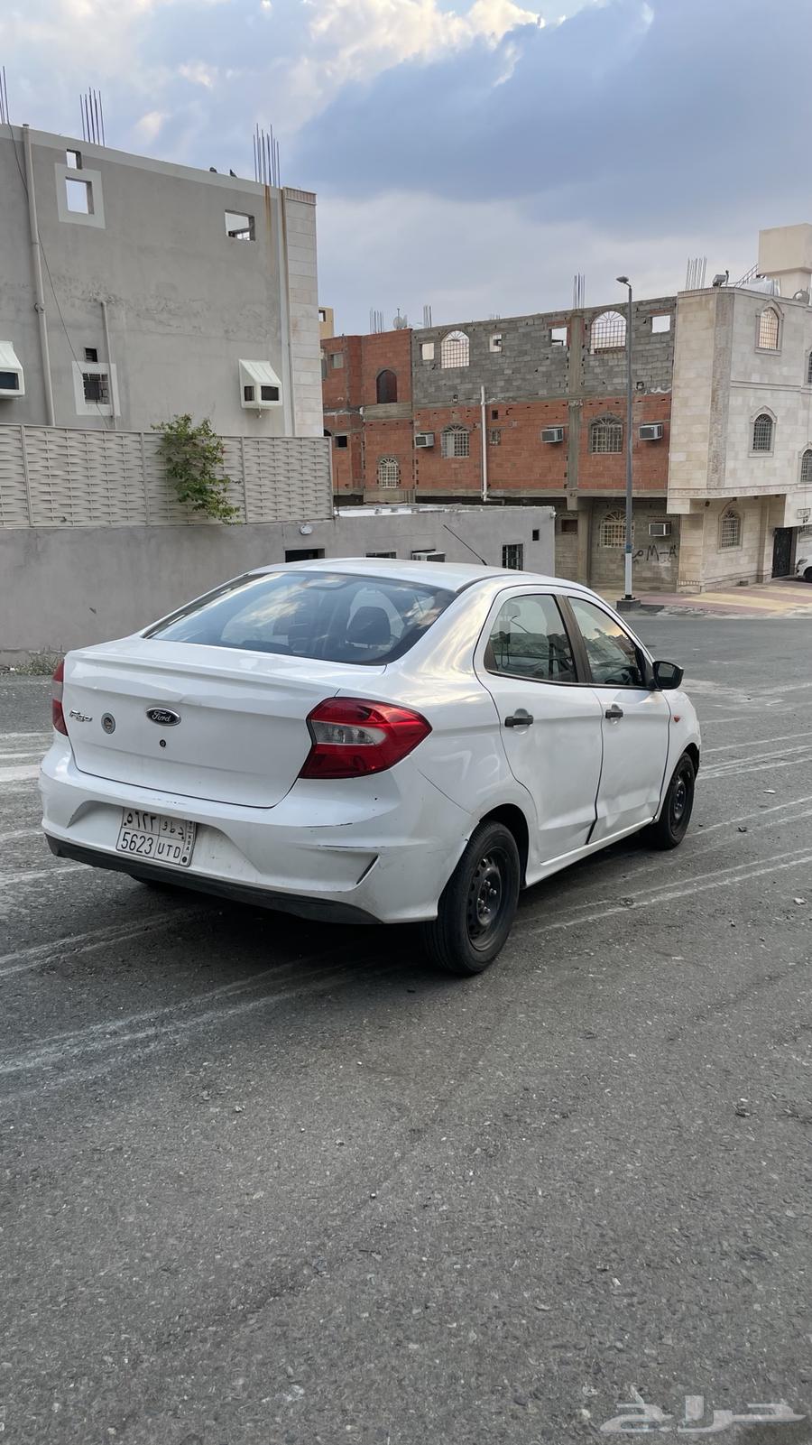 Ford Fiesta 201963470234292611111