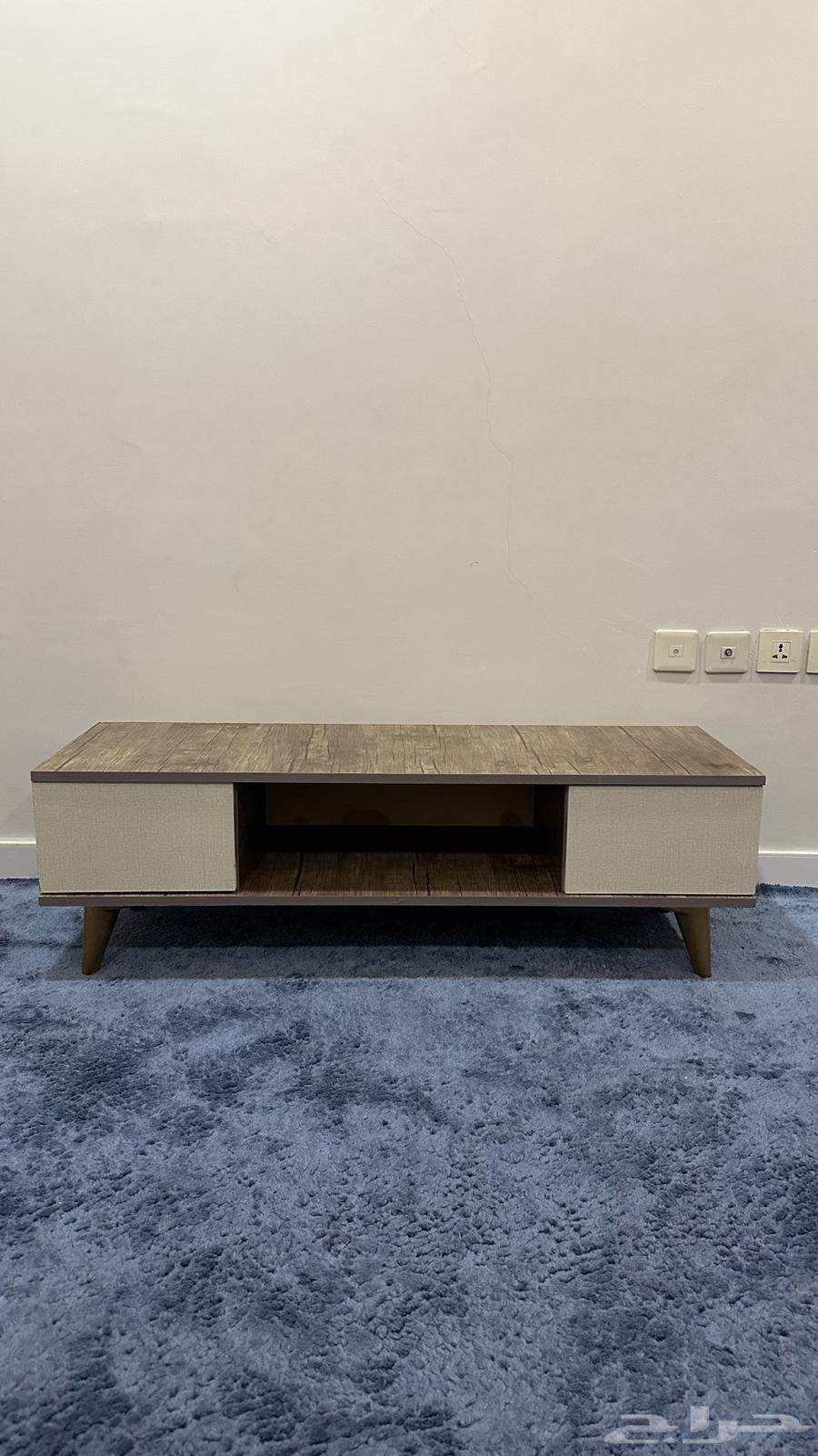 For sale, a television table632696881140501113