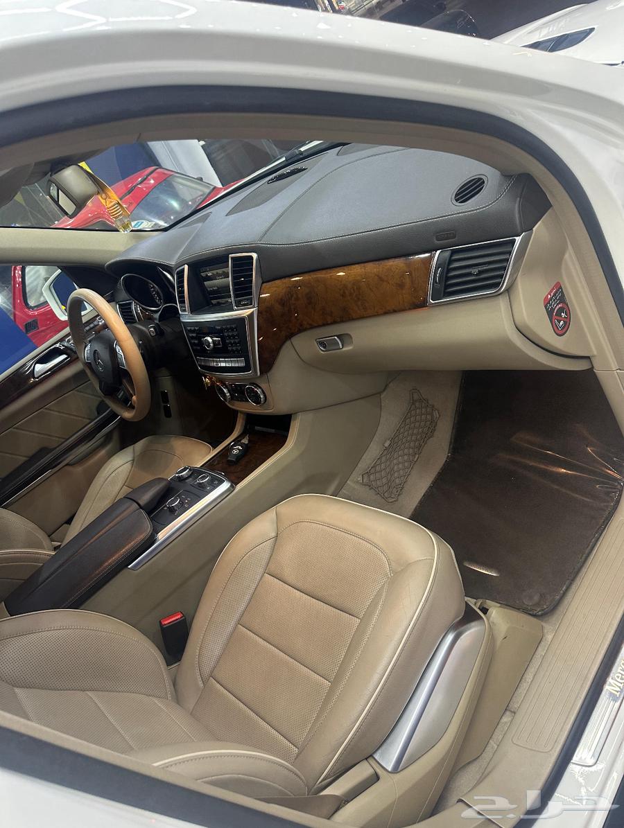 Mercedes GL500 with low mileage 127,000, no repaint, second owner63470187405825112