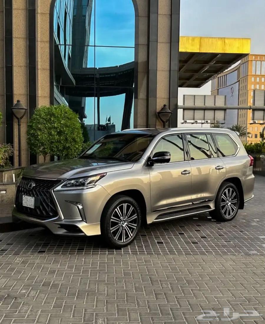 جيب لكزس LX570 S 201863470238687105113
