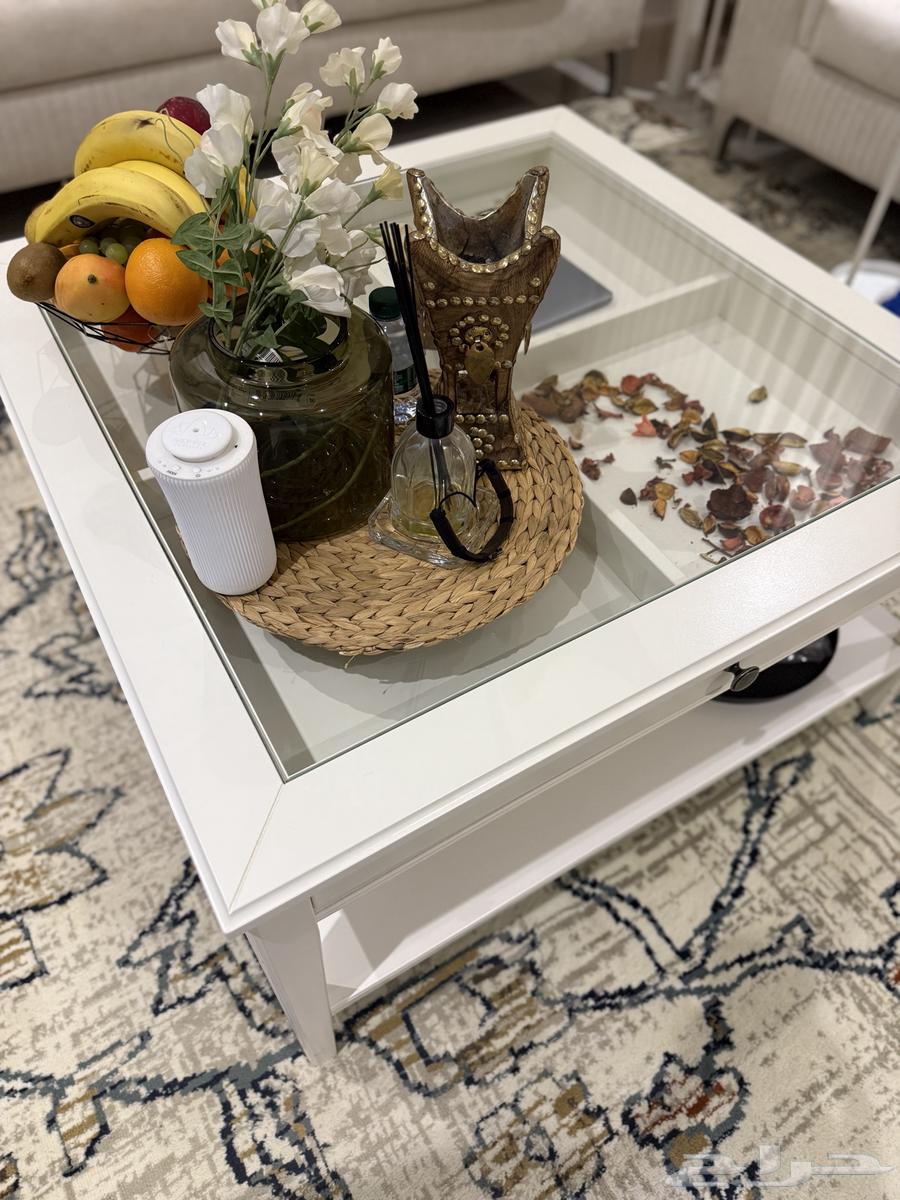 Coffee table with side tables from IKEA63617268999297113