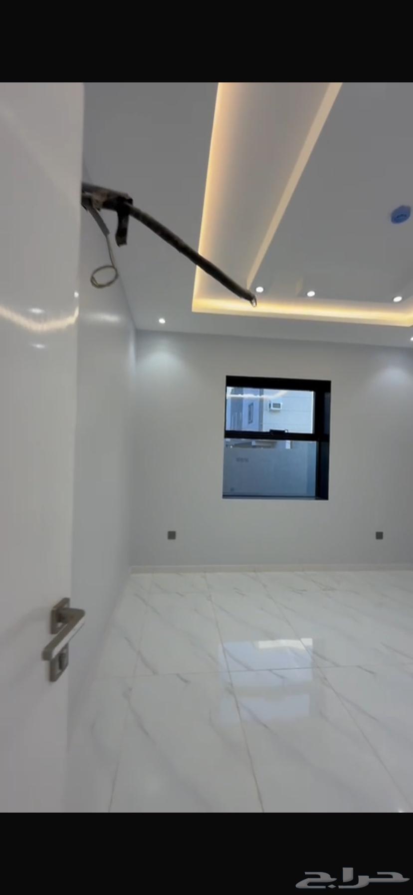 Apartments with private entrance and private roof63007221507202114