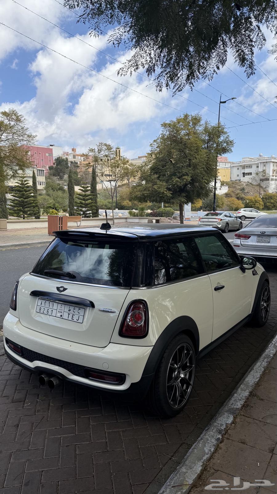 Mini Cooper S 2013 full specifications, very clean63431378579203112