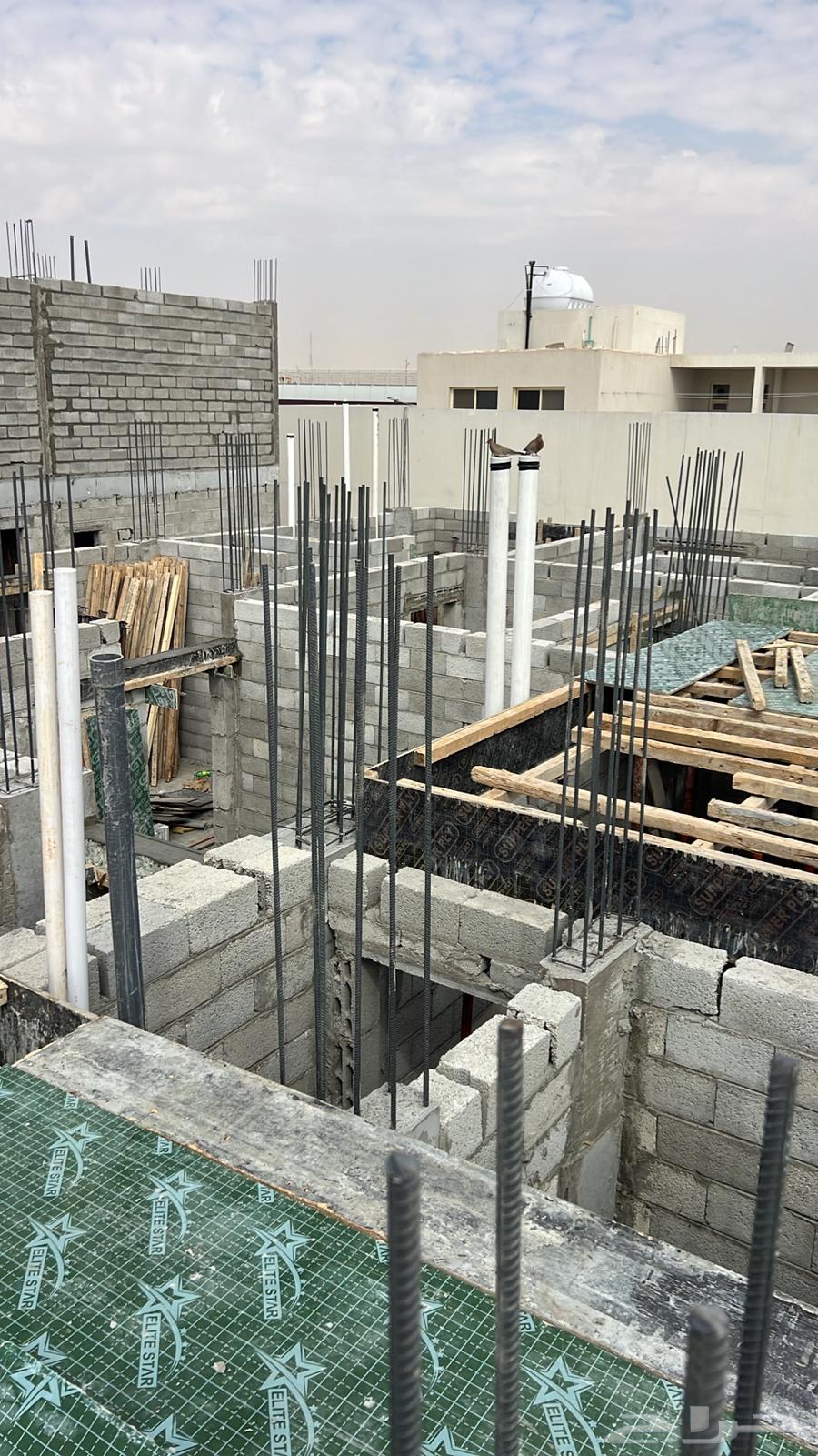 Building contractor63007383275395114