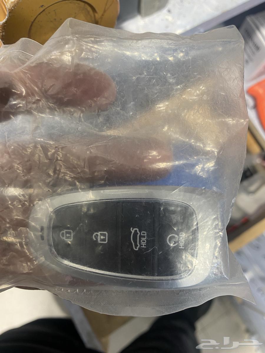 Programming a Kuna remote key for Hyundai Sonata, Elantra, Accent, Azera, genuine and agency63007342799745112