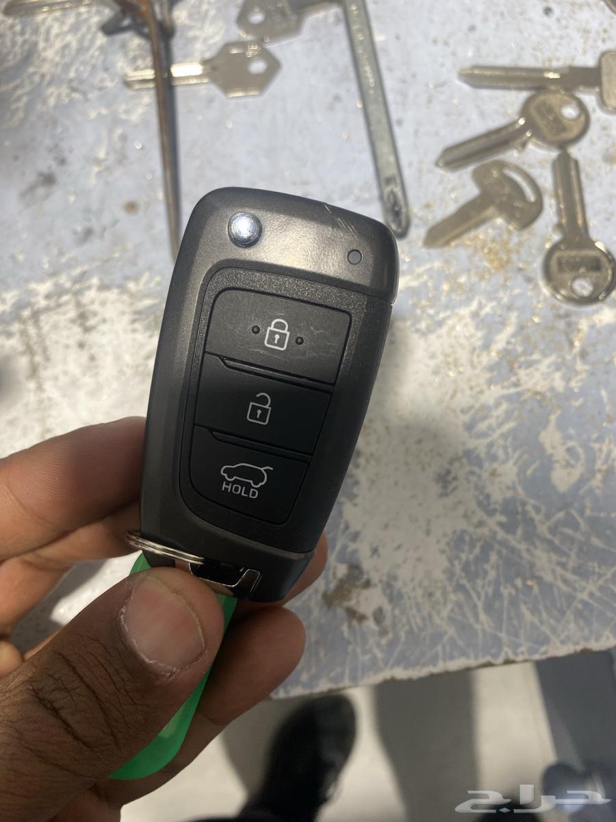 Programming a Kuna remote key for Hyundai Sonata, Elantra, Accent, Azera, genuine and agency63007342799745114