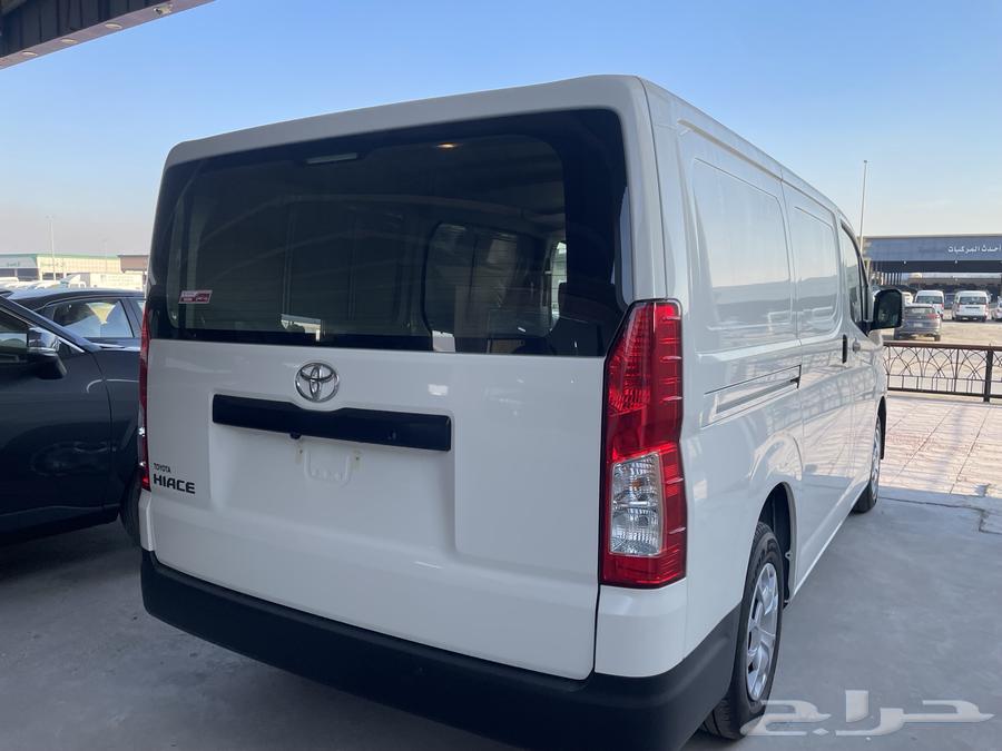 Toyota Hiace petrol van with cargo, model 2025, lowest price in the market63430562732418114