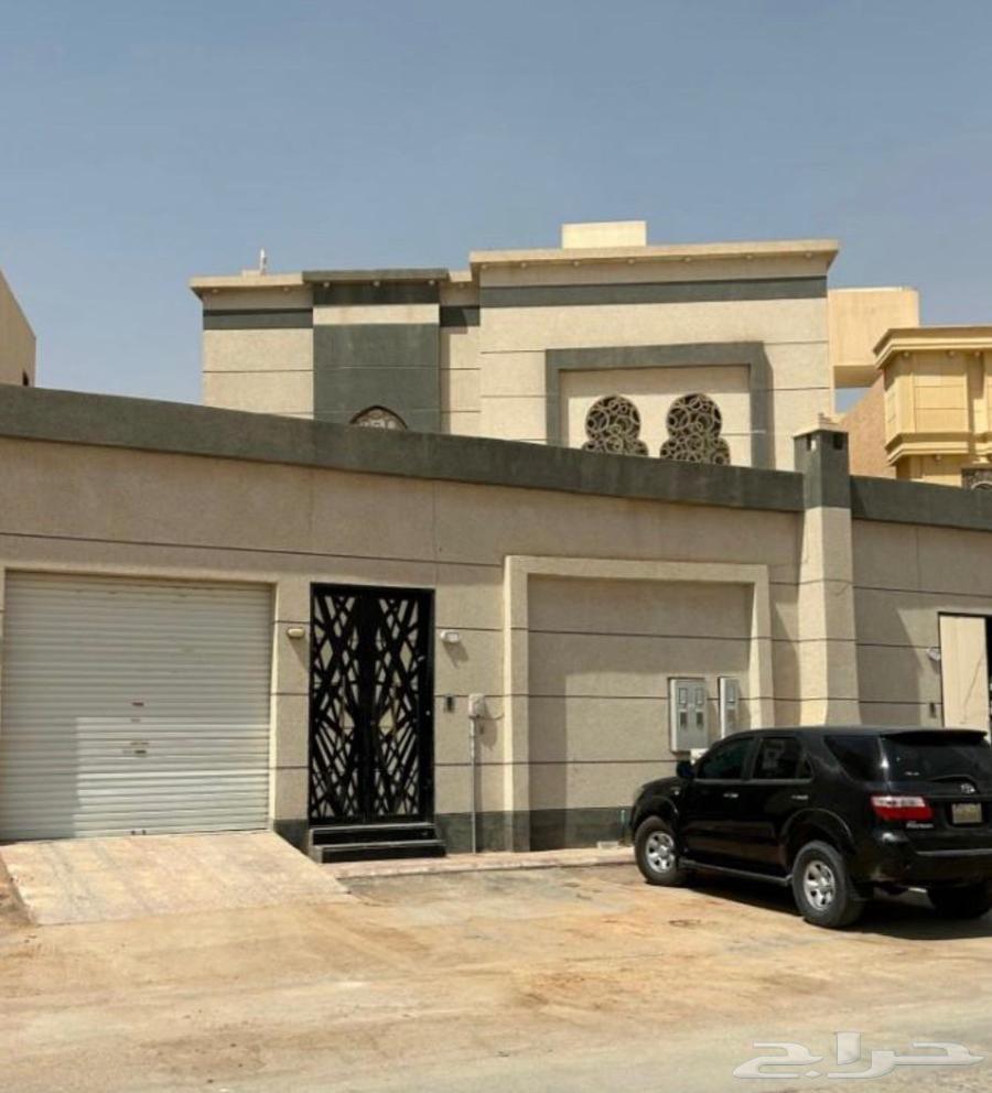 For sale: a living room floor and two apartments in Al-Ramal.63007380549890112