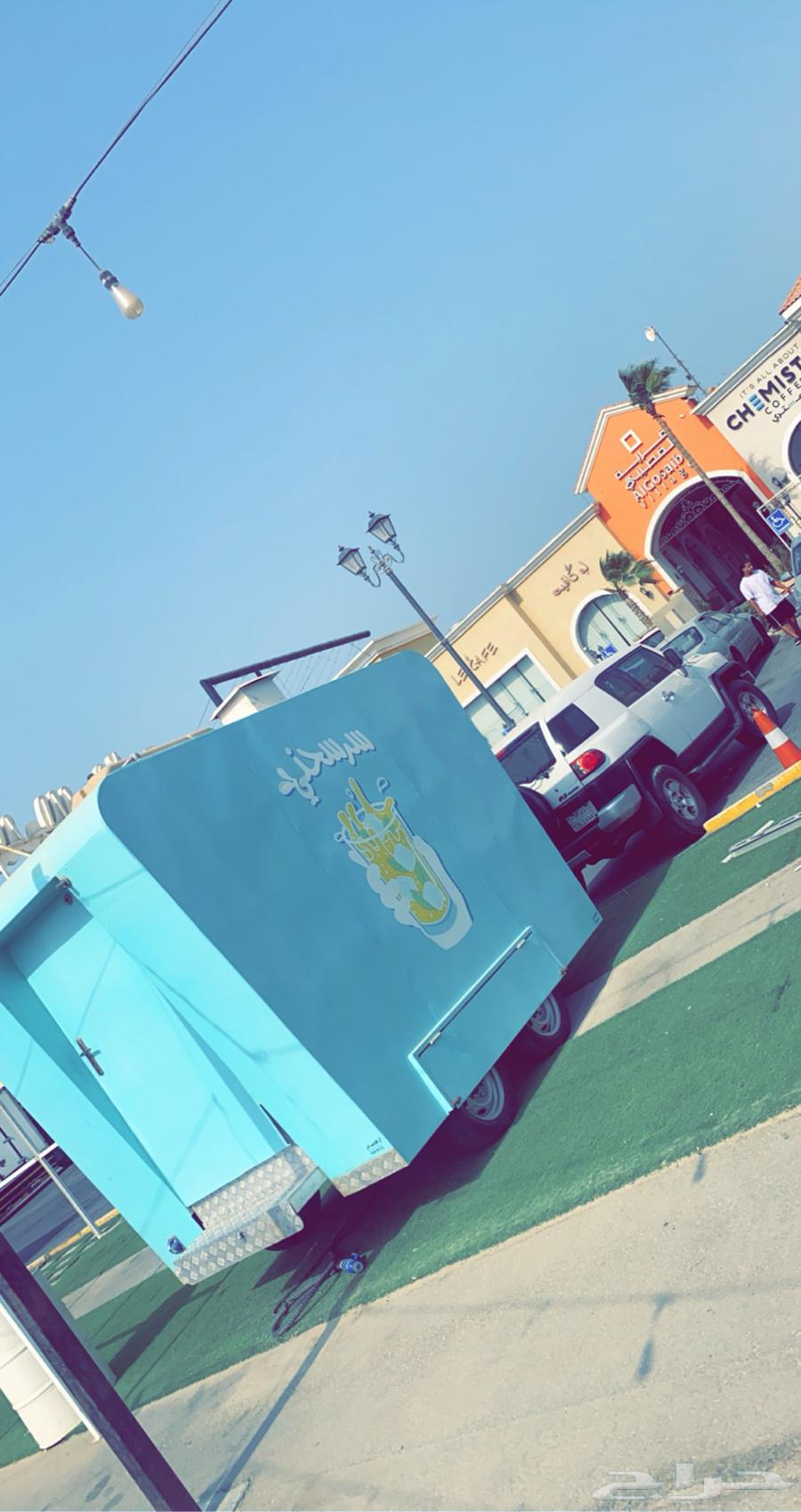 Transportation and towing of food trailers63007382424578114