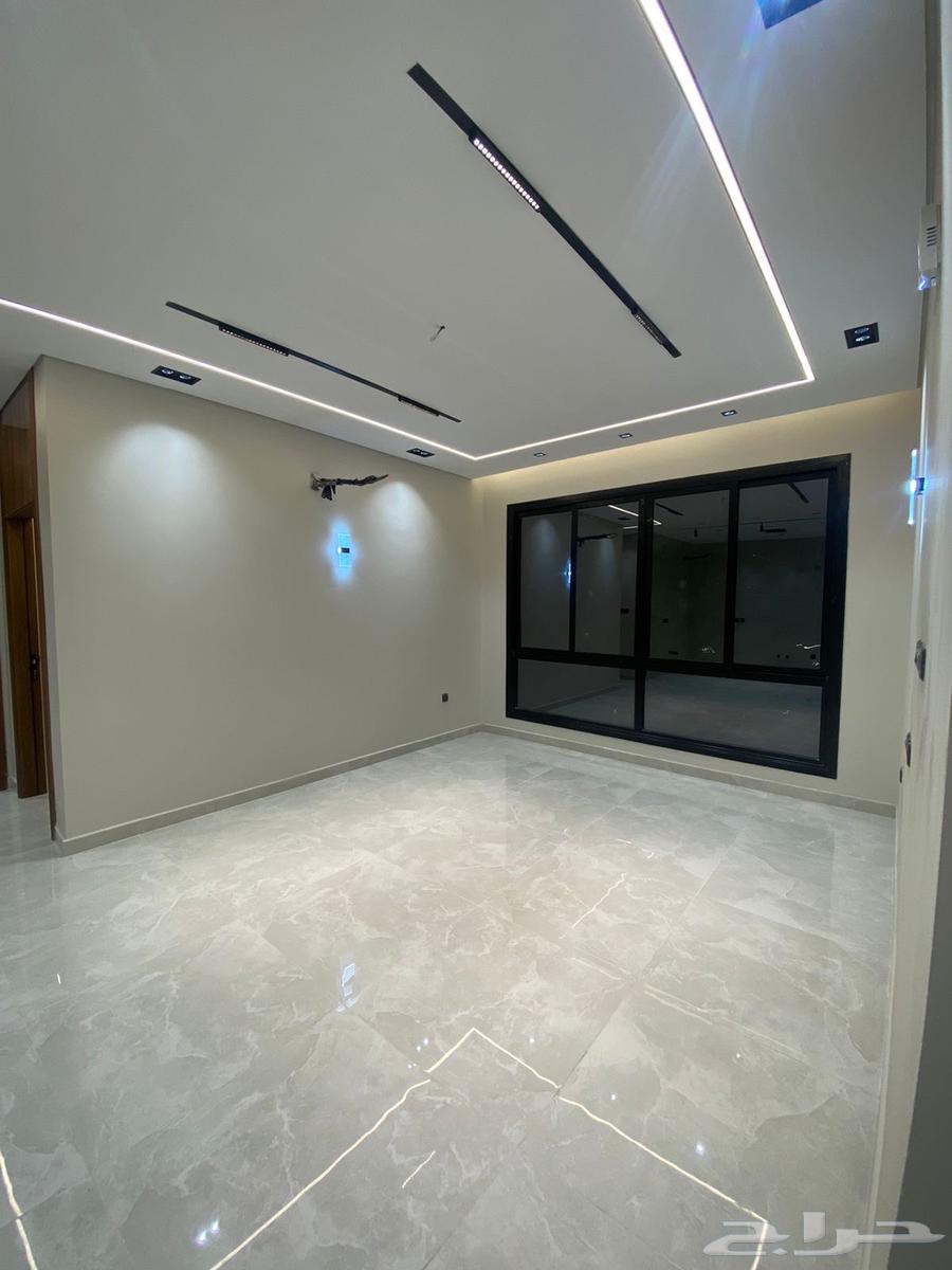 Flats for sale in Showran inside the boundary, 4 rooms with private roofs63007449652866113