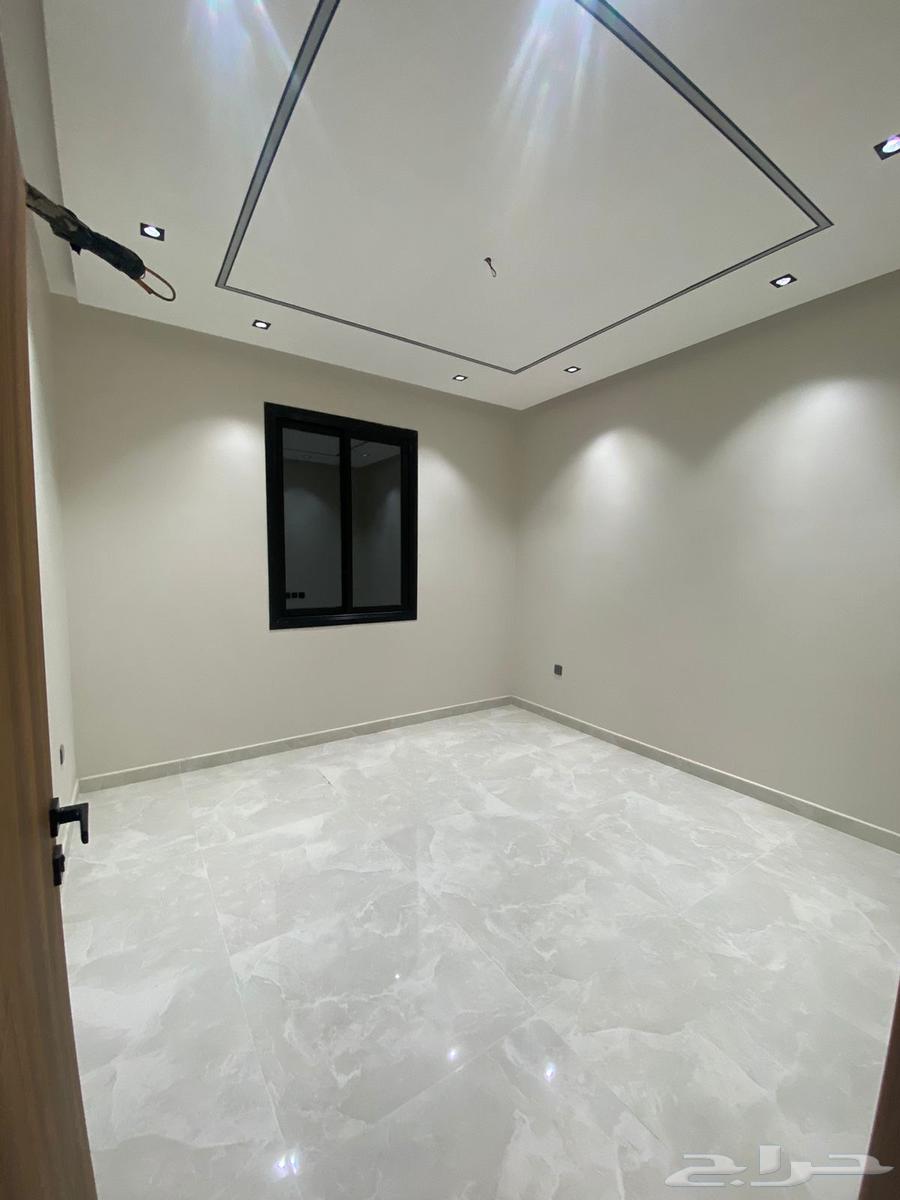 Flats for sale in Showran inside the boundary, 4 rooms with private roofs63007449652866114
