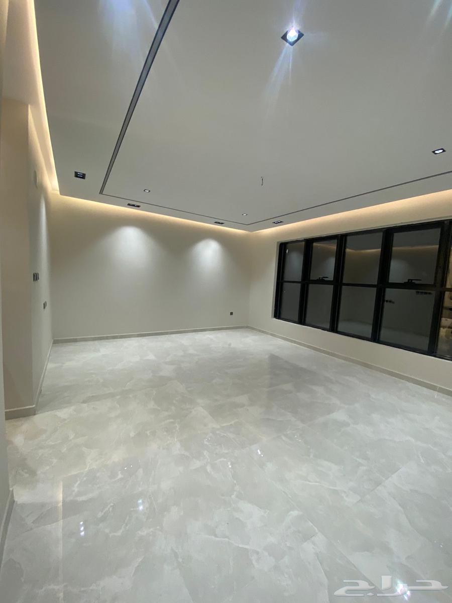 Flats for sale in Showran inside the boundary, 4 rooms with private roofs63007449652866112