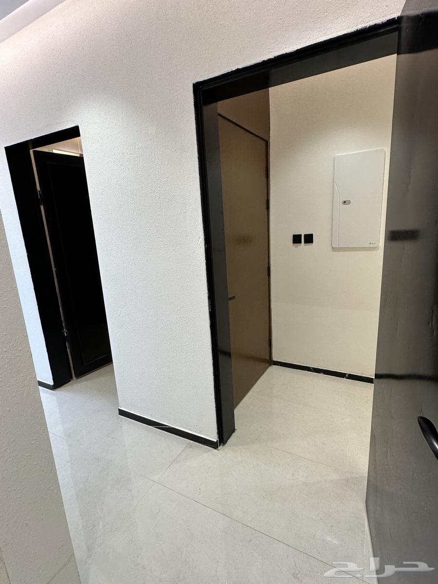 Apartment for sale in Al-Saada district with all guarantees, and accepts cash and bank.63007449594753111