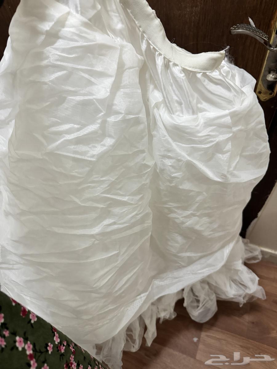 Get a dress63262662497666112