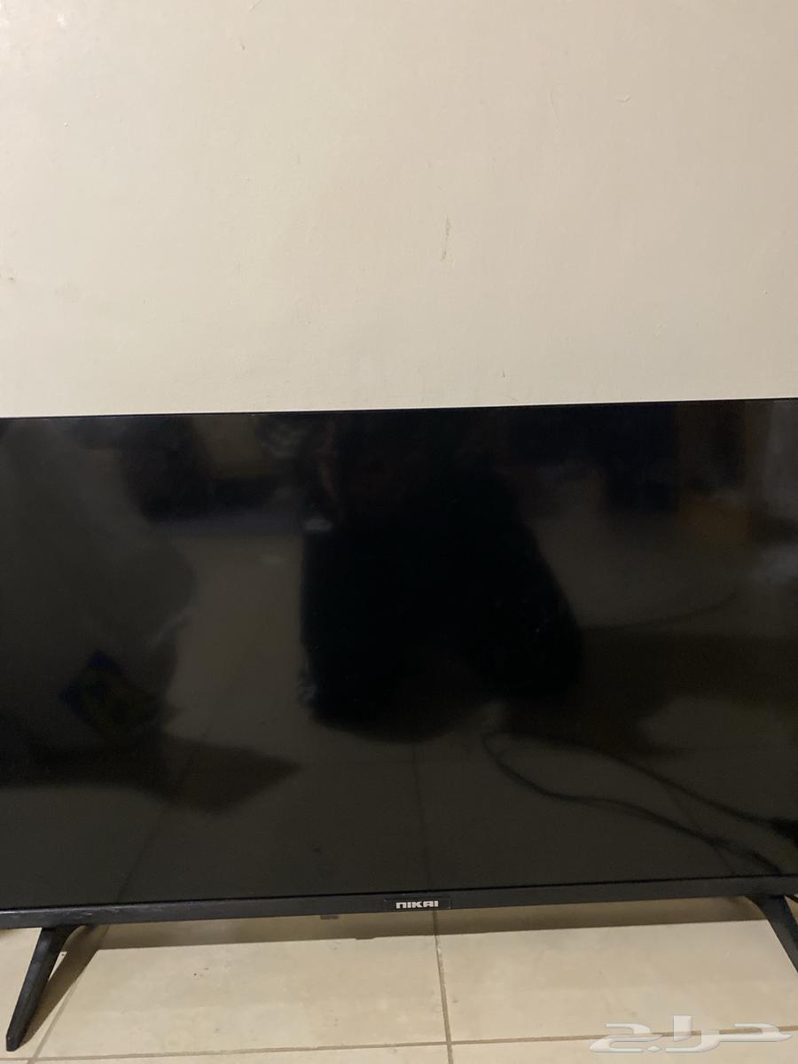 A television screen from Nikai company with all its accessories except the box632615032029471122