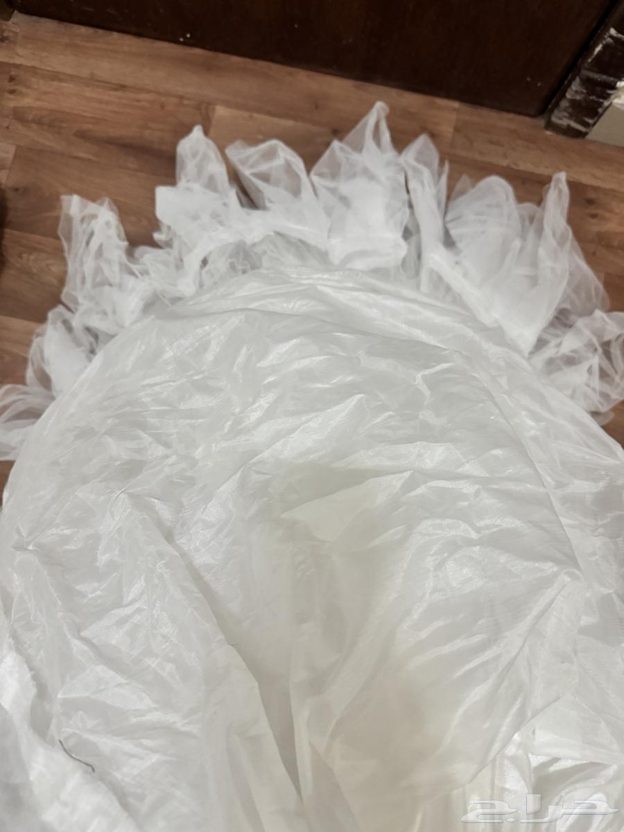 Get a dress63262662497666114
