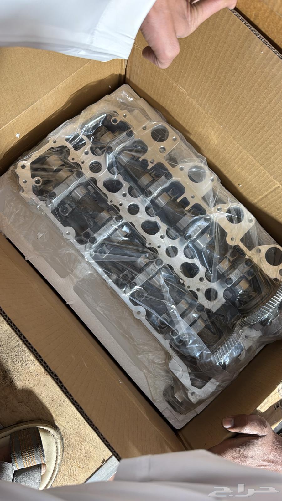 There is an Isuzu with a Mitsubishi engine.63422123118594111