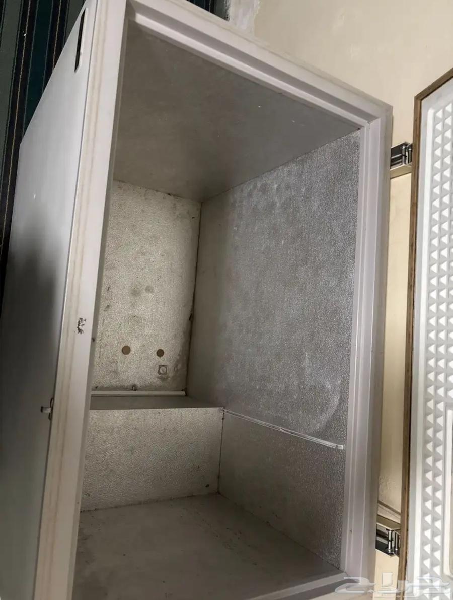 ثلاجة فريزر نظيف للبيع63260989634817111