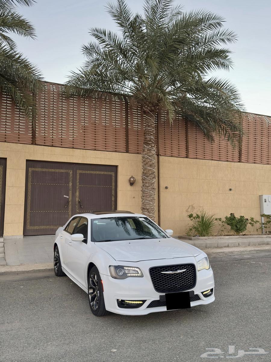 Chrysler 2017 - S300 .(( Sold ))63425097322753111