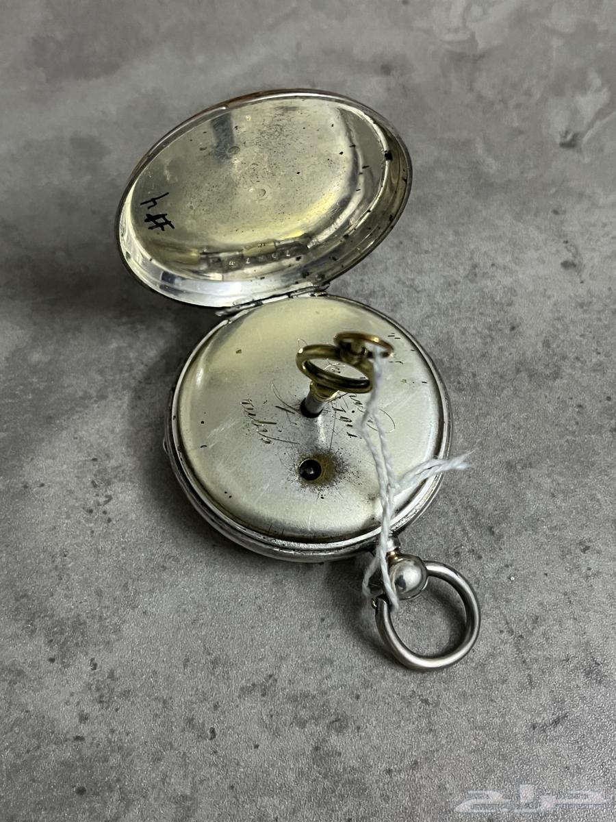 Swiss silver pocket watch with its original key63326938562691113