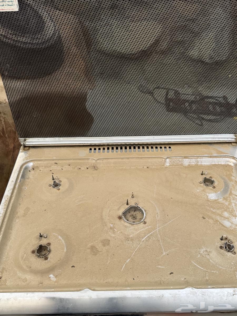 5-burner semi-new stove, used for two years63261525340034111