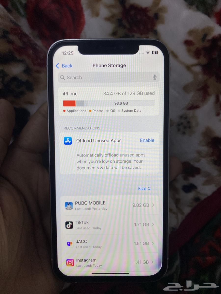 Iphone 12 pro back broken and dot on screen63260450733059114