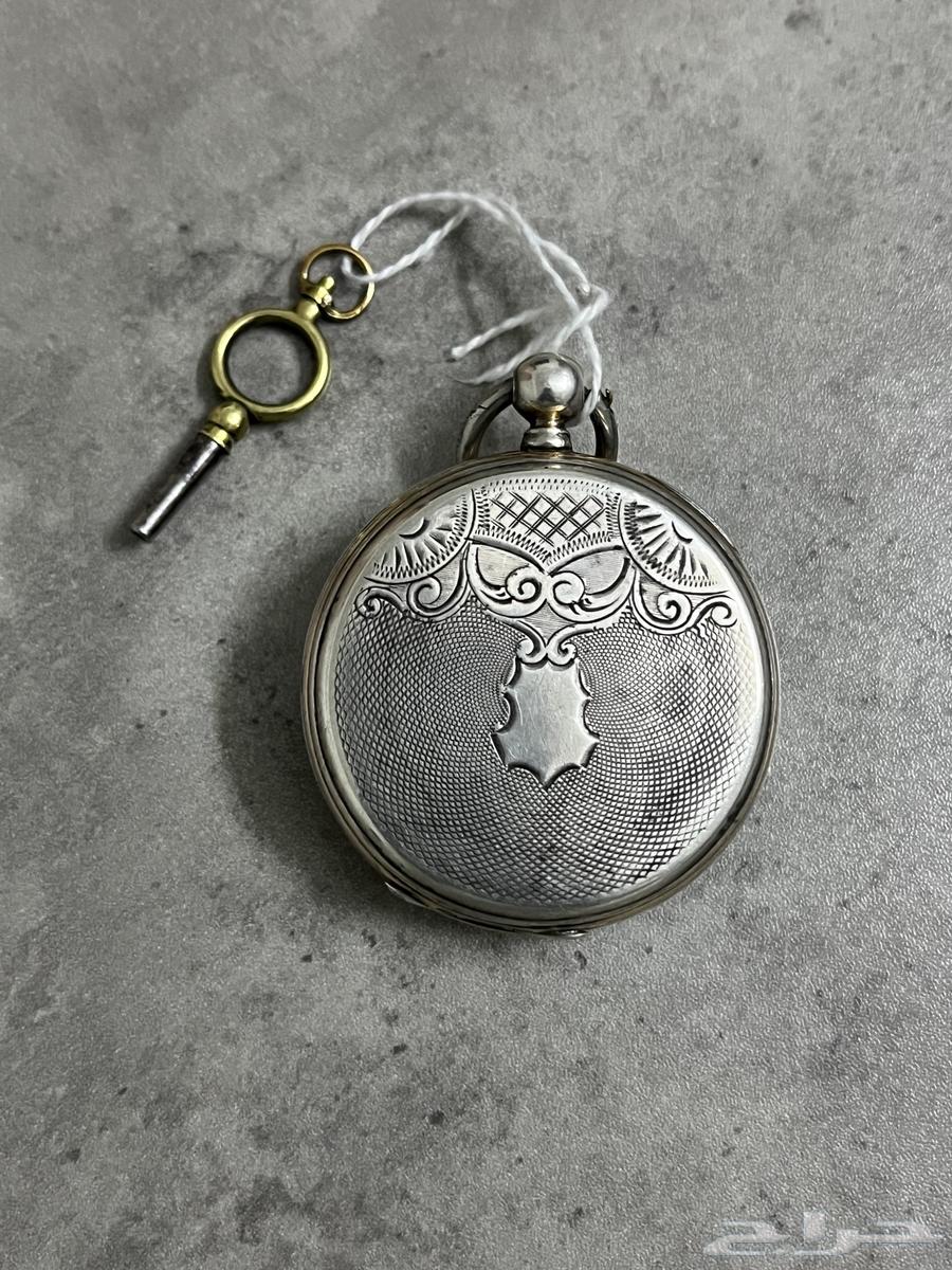 Swiss silver pocket watch with its original key63326938562691111