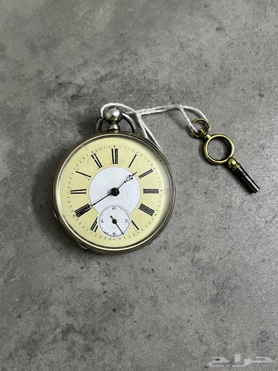 Swiss silver pocket watch with its original key63326938562691110