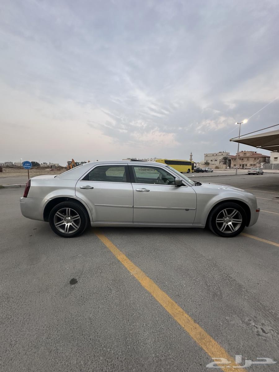 كرايزلر C300 هيمي63423104338819113