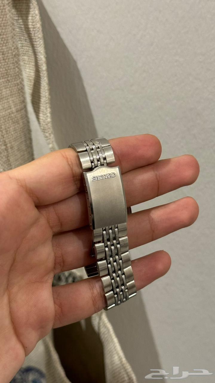 Seiko 5 watch63260985268097111