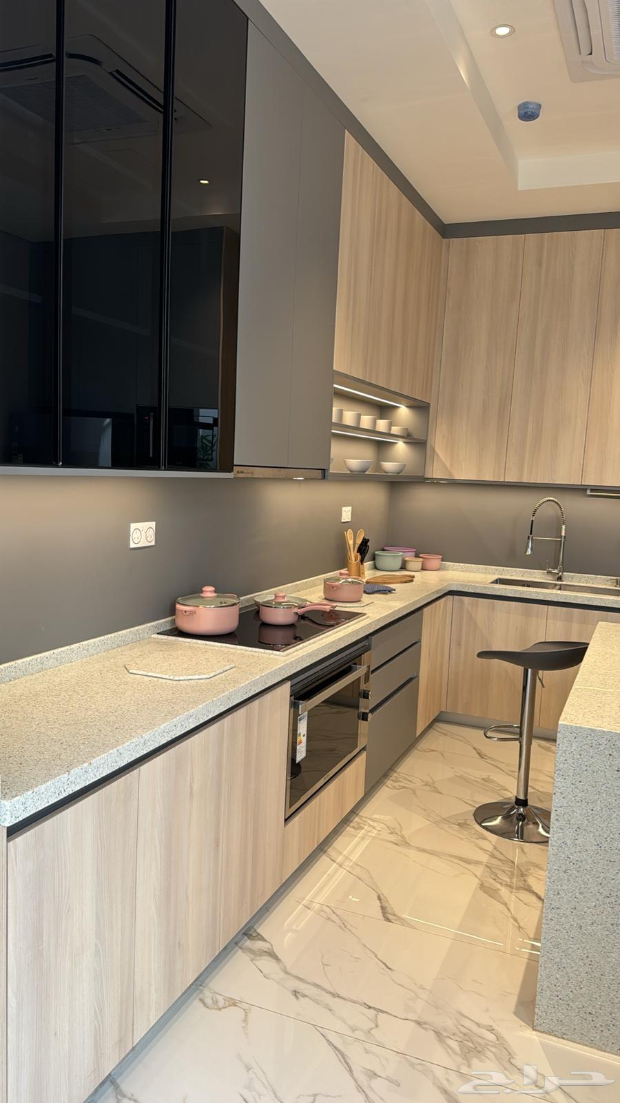 Wooden Works and Carpentry Decoration Details63007709576578113
