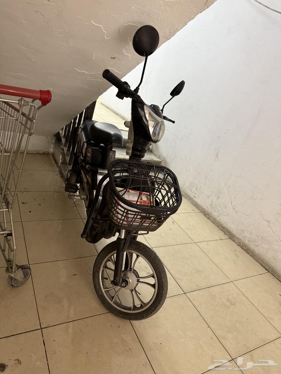 سكوتر كهربائي شغال كويس بحالة جيدة632573485582101122