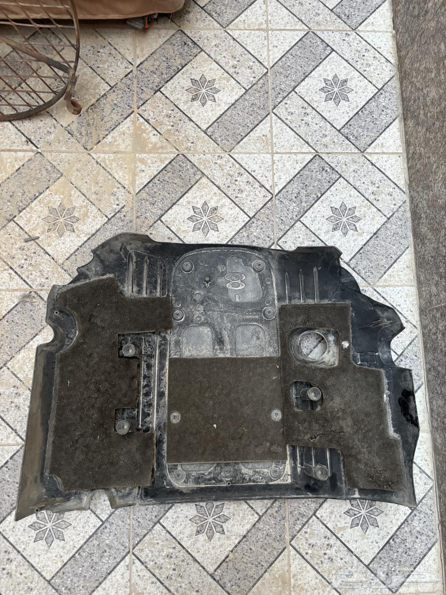 غطاء مكينة cover كرايسلر. Chrysler engine cover63419080901249114