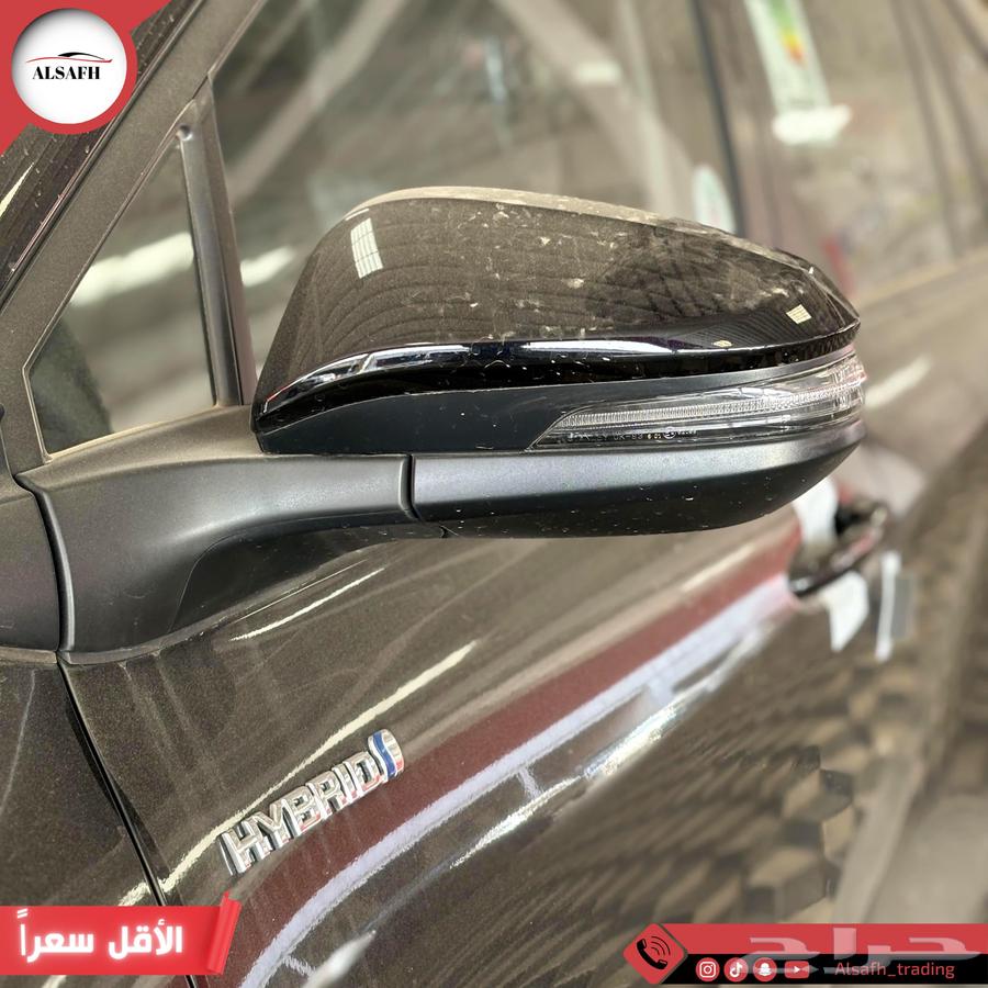 Toyota Innova GL Hybrid 2024 model, the lowest priced63418646038018113