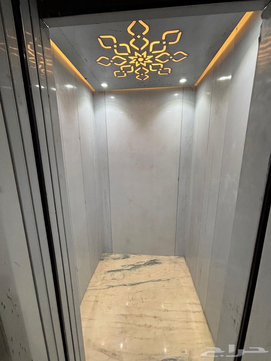 عمارة تجارية سكنية داخل حدود الحرم المكي للبيع63007802239235111