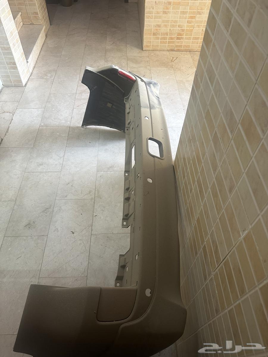صدام خلفي أصلي وكاله جيب لكزس 57063417601471234113