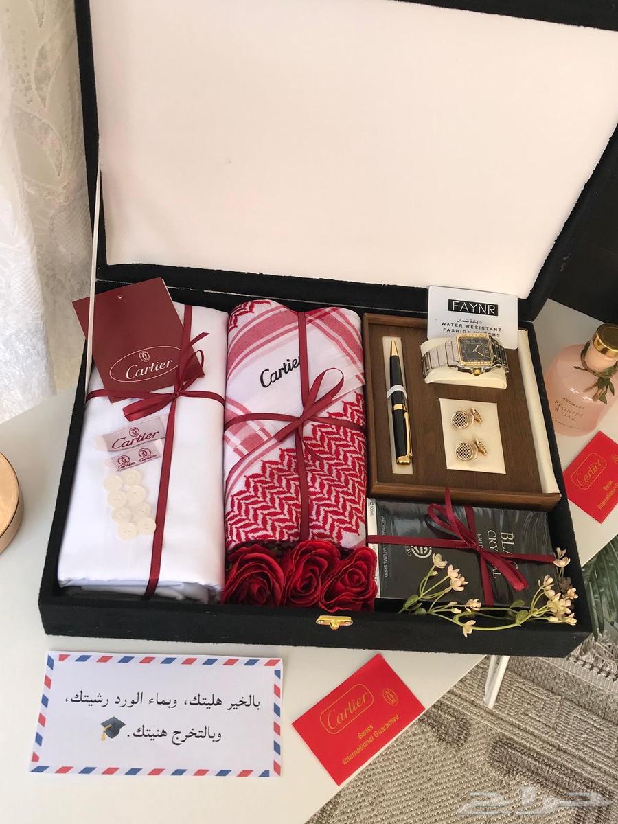 Cartier men's set display63252660271618112