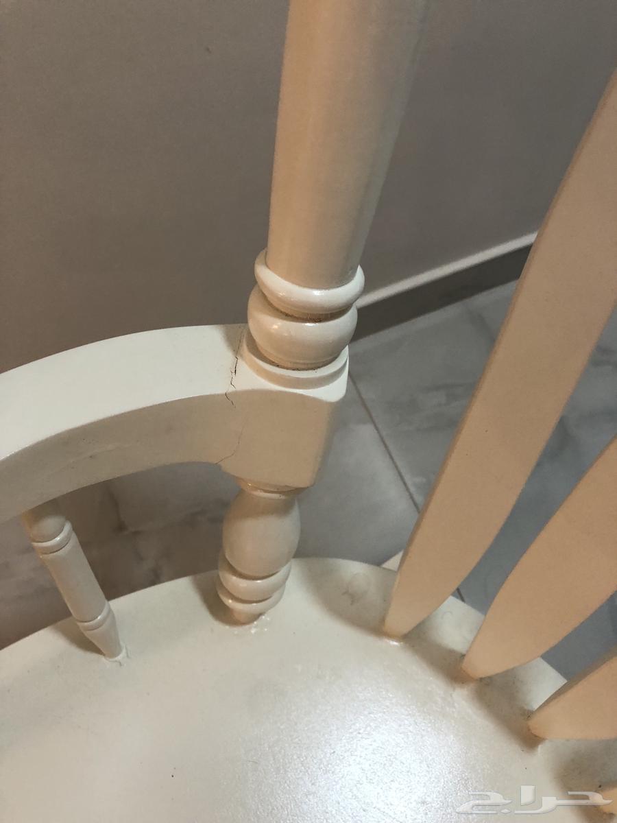 White rocking chair63252671149059110