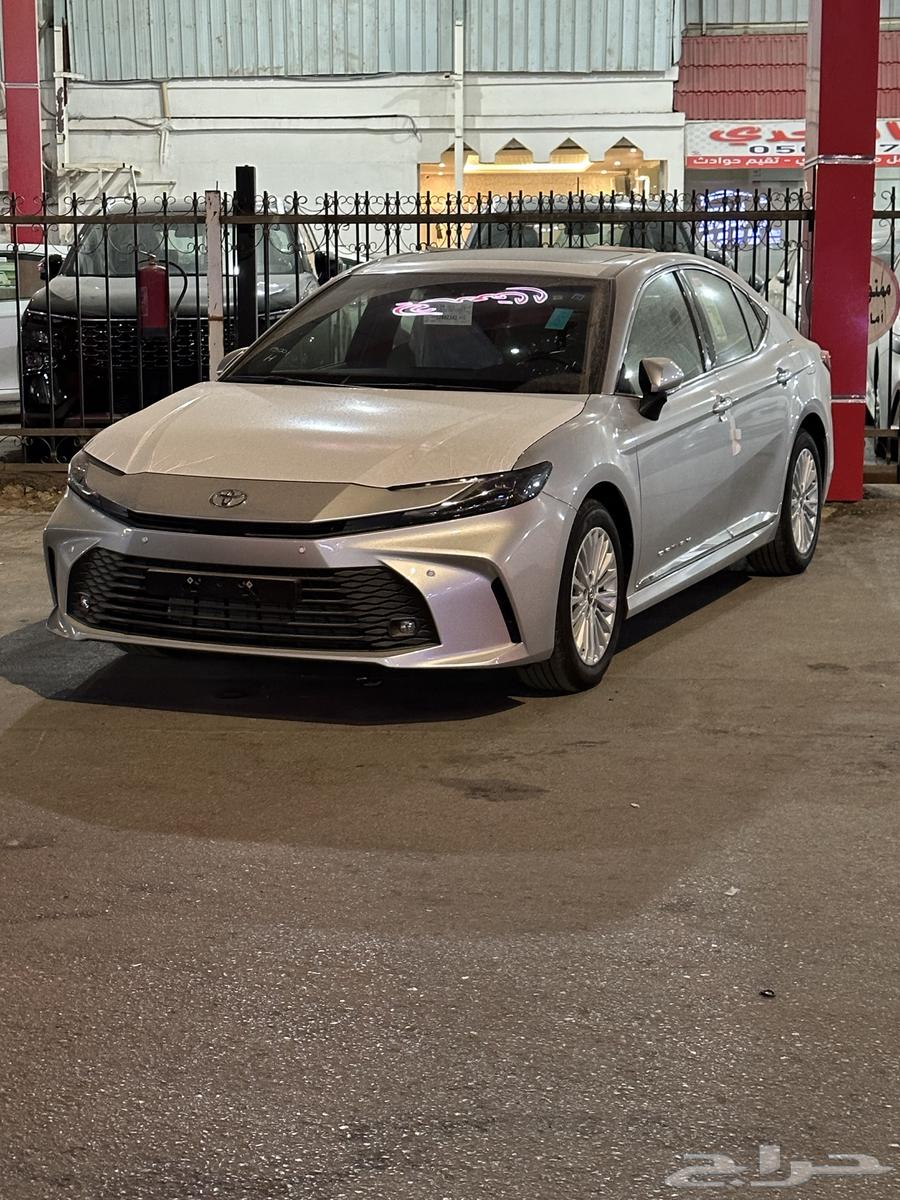 2025 LE Camry gasoline available at Sami Al-Qaadi showroom63416262471809113