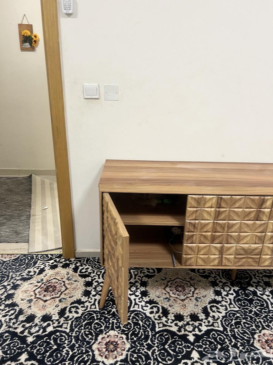 Natural wood touch table bought for 2500, negotiable63257380965122112