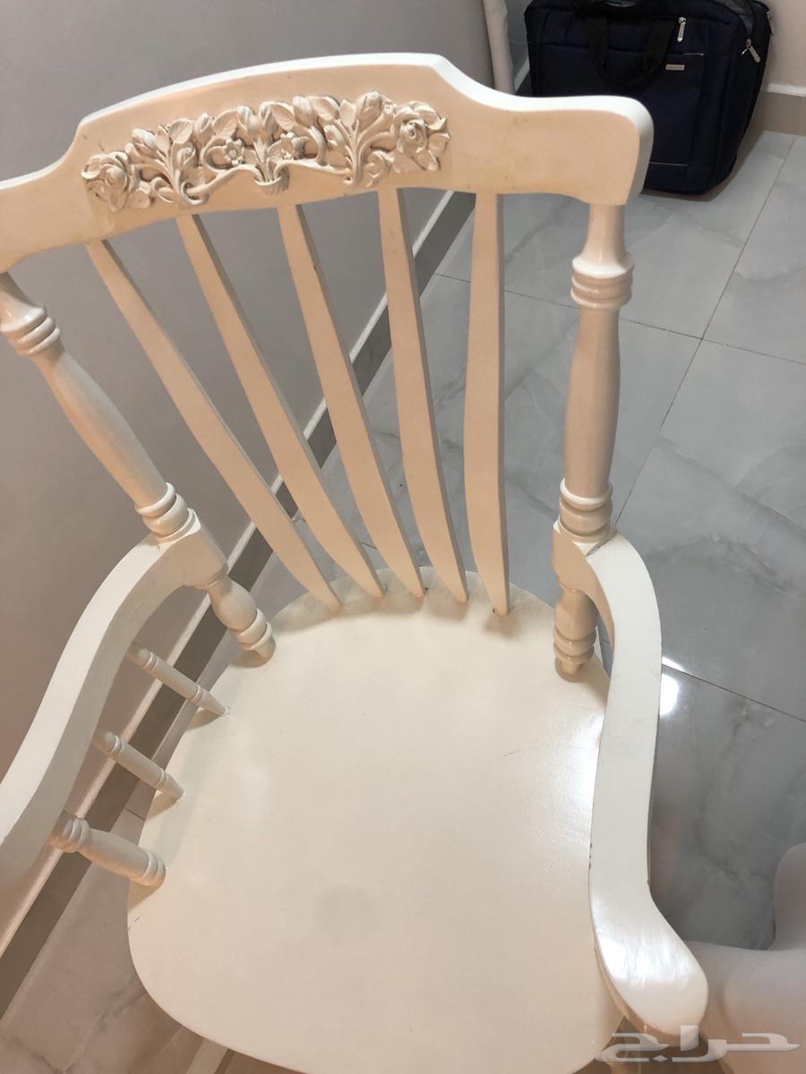 White rocking chair63252671149059114