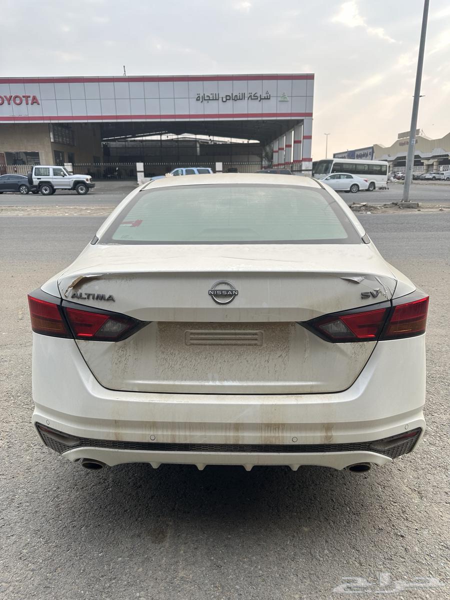 نيسان التيما SV نص فل 2023 ابيض فضي63415982519041114