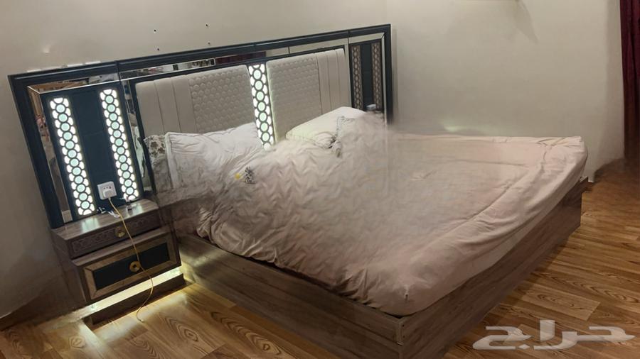 Bedroom63254205329409110