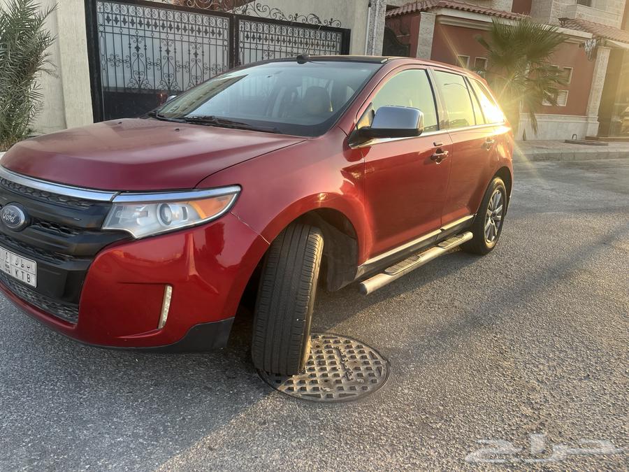 Ford Edge 2011, well-maintained and clean63414753149827111