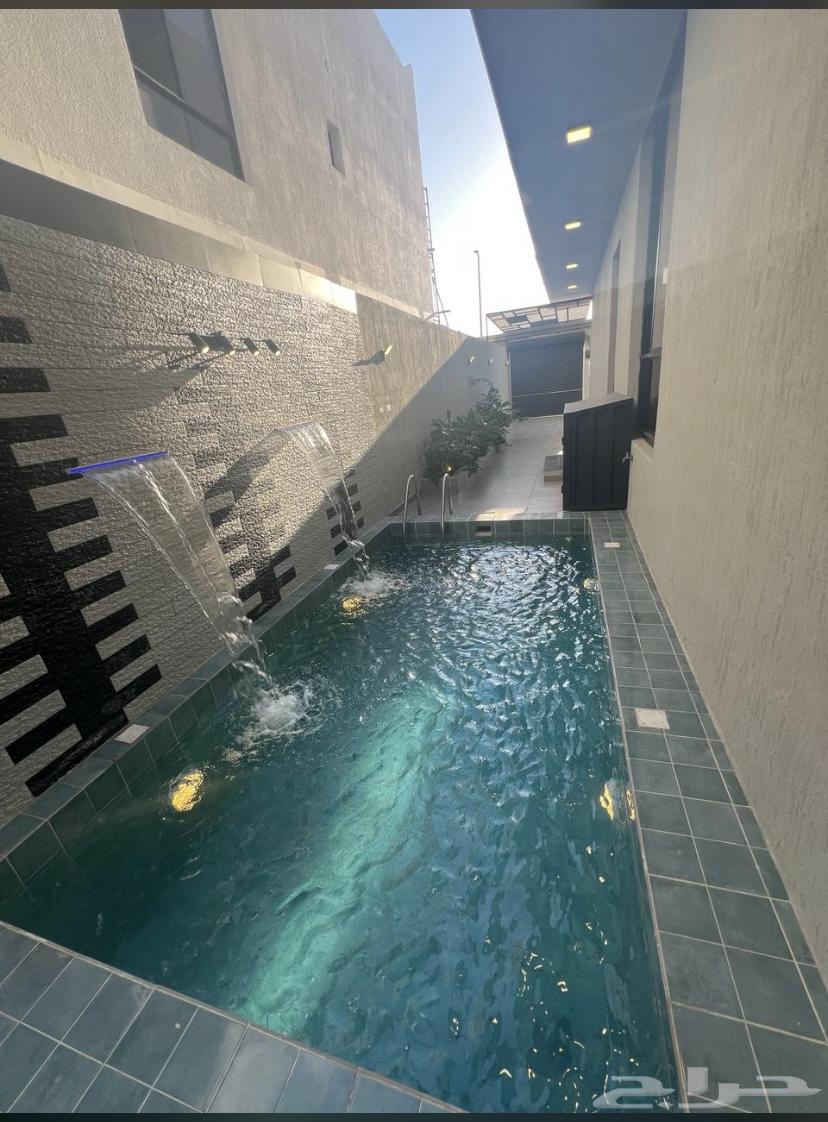 New luxury villa for sale, area 300 m, Al-Shara'i neighborhood63006137047426111