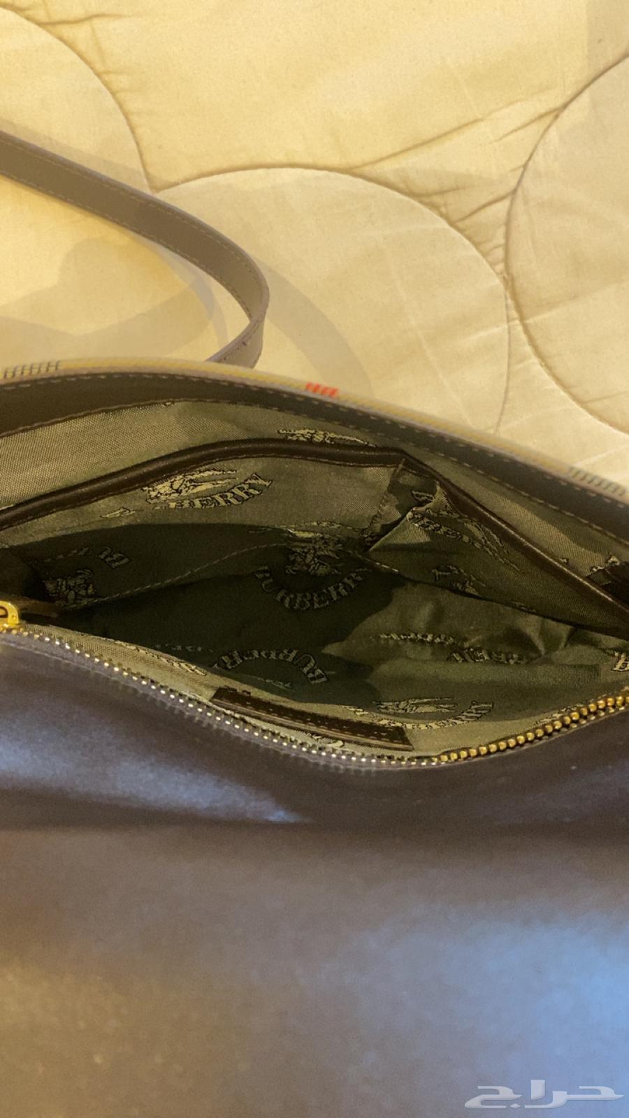 شنطة اصليه من بربري Burberry63251047718146112