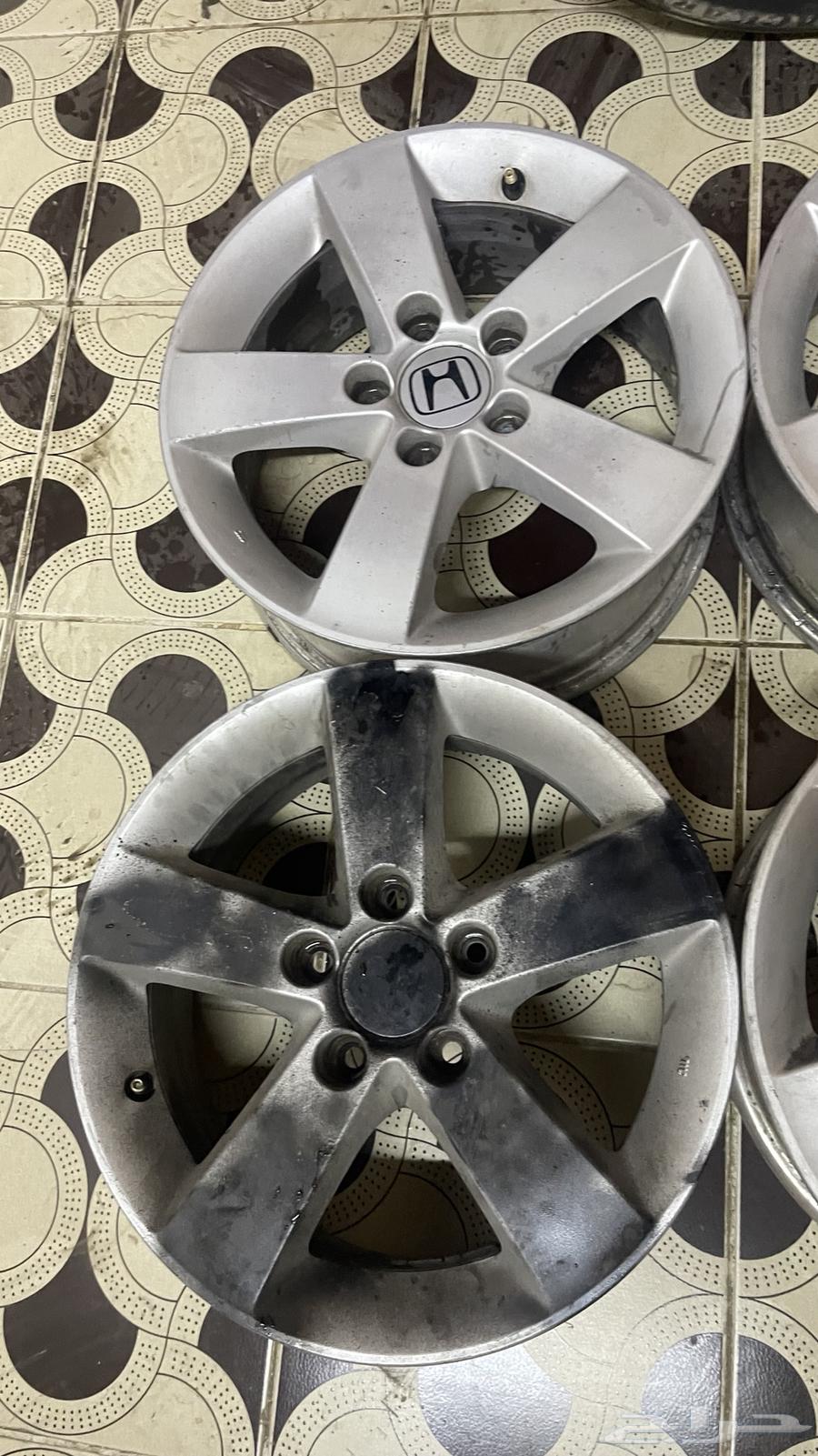 Honda Civic rims with new tires63412654927617113